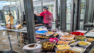 Mitarbeiter-Grillfest: Grill, Salate, uvm.