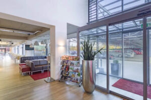 SchmidtTerminal Eingangsbereich