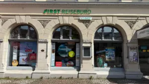 FIRST REISEBÜRO SCHMIDT Stadtmarkt Wolfenbüttel Außenansicht