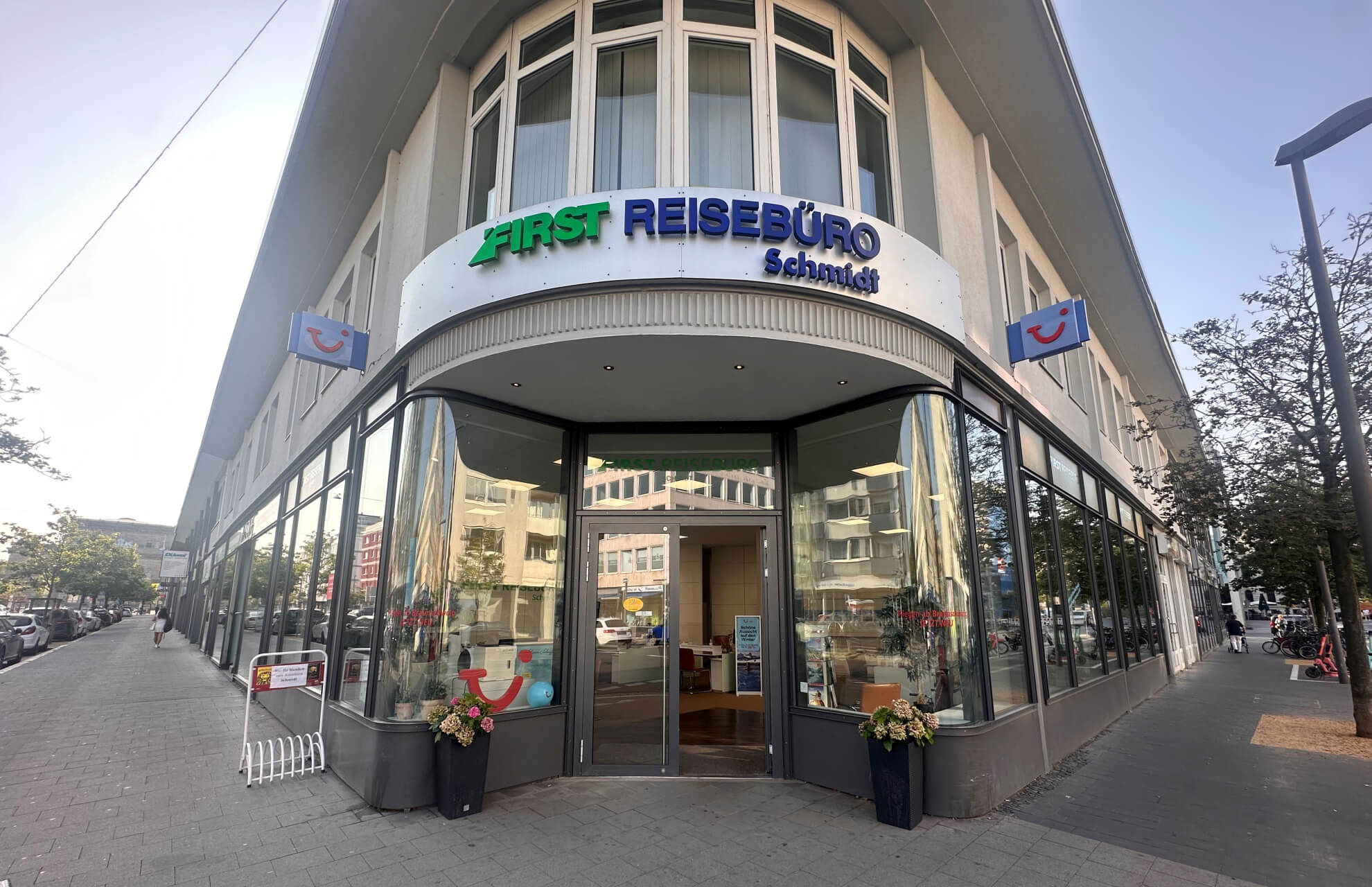 Reisebüro Braunschweig Steinweg Außenansicht