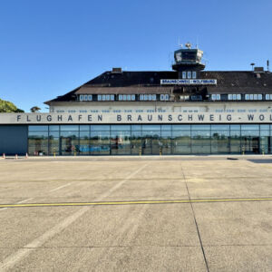 Neuer Flughafenterminal Flughafen Braunschweig / Wolfsburg