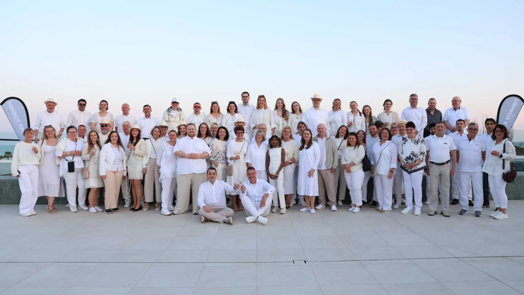 DER SCHMIDT GRUPPE Teambild Barcelona 2026